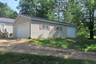 1984 Cumberland Ave, Arkdale, WI 54613 - Photo 3
