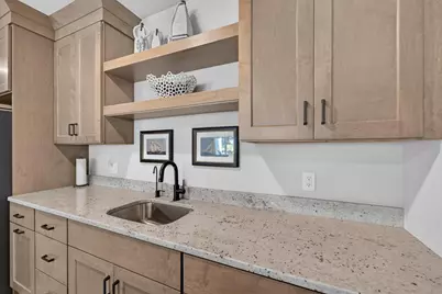 6727 Bellflower Pointe Drive, DeForest, WI 53532 - Photo 43