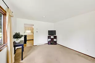174 Farrell St, Madison, WI 53714 - Photo 13