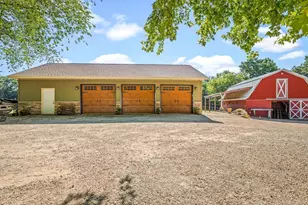 W7911 Territorial Rd, Delavan, WI 53115 - Photo 63