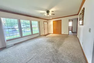 4509 Bunker Hill Ln, Madison, WI 53704 - Photo 5