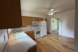 4509 Bunker Hill Ln, Madison, WI 53704 - Photo 11