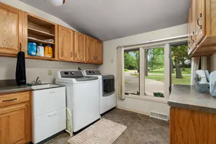 1750 E Ridge Rd, Beloit, WI 53511 - Photo 33