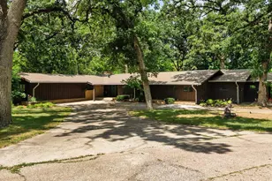 1750 E Ridge Rd, Beloit, WI 53511 - Photo 1