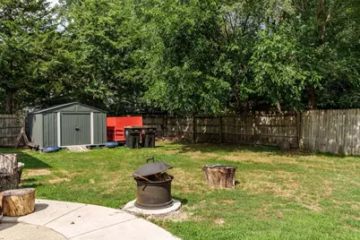 923 Highland Avenue, Beloit, WI 53511 - Photo 37