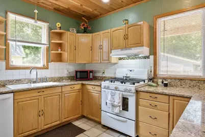923 Highland Avenue, Beloit, WI 53511 - Photo 23