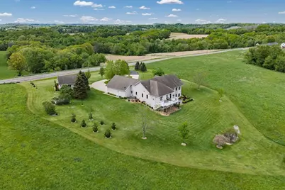 410 W Elroy Street, Elroy, WI 53929 - Photo 3
