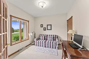 410 W Elroy St, Elroy, WI 53929 - Photo 13
