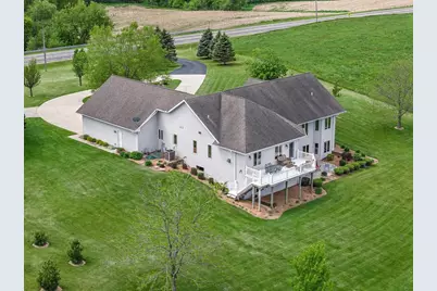 410 W Elroy Street, Elroy, WI 53929 - Photo 69