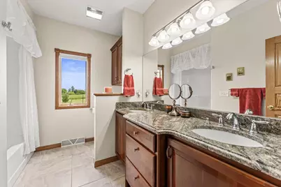 410 W Elroy Street, Elroy, WI 53929 - Photo 33