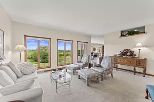410 W Elroy St, Elroy, WI 53929 - Photo 19