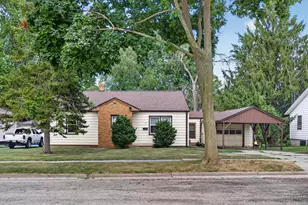 417 N Cedar St, Horicon, WI 53032 - Photo 25