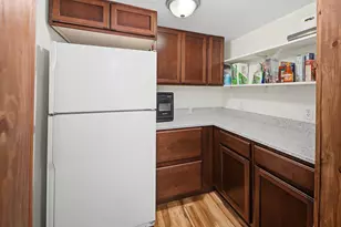 427 E Cook St, Portage, WI 53901 - Photo 9