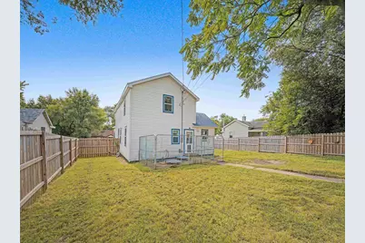 427 E Cook Street, Portage, WI 53901 - Photo 7