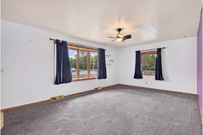 4 S Wright Road, Janesville, WI 53546 - Photo 9
