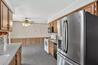 4 S Wright Road, Janesville, WI 53546 - Photo 13