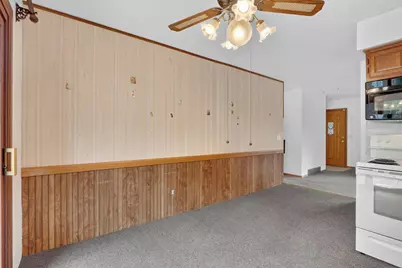4 S Wright Road, Janesville, WI 53546 - Photo 17