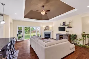912 Pebblebrook Dr, Waunakee, WI 53593 - Photo 17