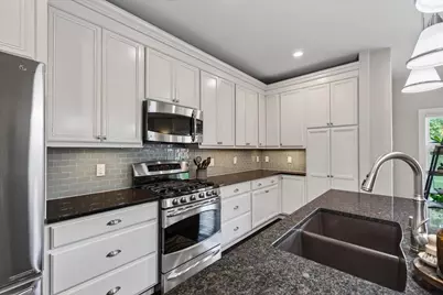 912 Pebblebrook Drive, Waunakee, WI 53593 - Photo 13