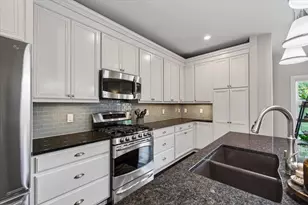 912 Pebblebrook Dr, Waunakee, WI 53593 - Photo 13