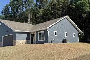 1081 Rusalka Cir, Reedsburg, WI 53959 - Photo 3