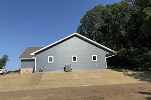 1081 Rusalka Cir, Reedsburg, WI 53959 - Photo 5