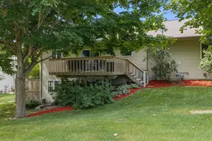 1106 20th St, Baraboo, WI 53913 - Photo 9