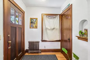 802 Emerson St, Madison, WI 53715 - Photo 5