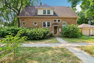 802 Emerson Street, Madison, WI 53715 - Photo 3