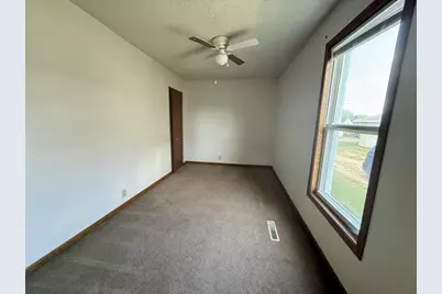 329 Hollister Avenue, Tomah, WI 54660 - Photo 15