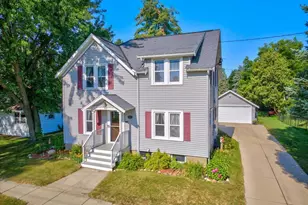 608 East St, Fort Atkinson, WI 53538 - Photo 1