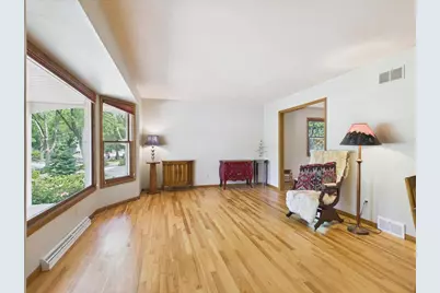 6909 Colony Drive, Madison, WI 53717 - Photo 7