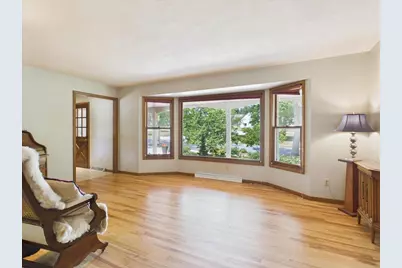 6909 Colony Drive, Madison, WI 53717 - Photo 9