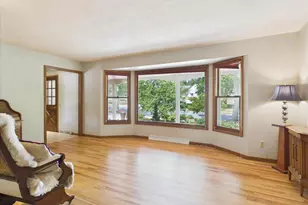 6909 Colony Dr, Madison, WI 53717 - Photo 9