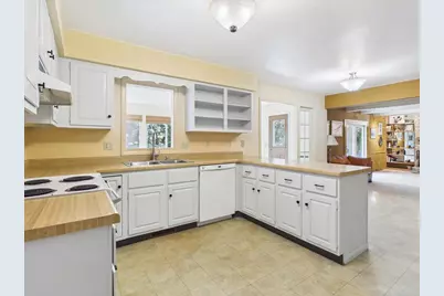 6909 Colony Drive, Madison, WI 53717 - Photo 15