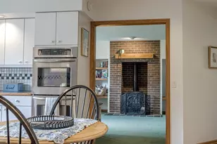 321 Sauk Creek Dr, Madison, WI 53717 - Photo 17