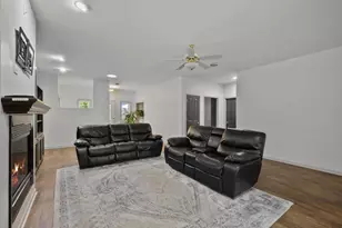 700 Paradise Dr, Stoughton, WI 53589 - Photo 5