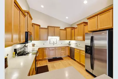 617 Nightingale Lane, Cottage Grove, WI 53527 - Photo 9
