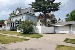401 W Conant St, Portage, WI 53901 - Photo 3
