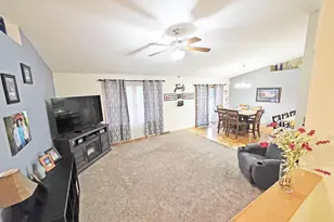 4633 Overlook Dr, Milton, WI 53563 - Photo 9