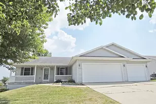 4633 Overlook Dr, Milton, WI 53563 - Photo 3