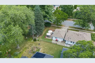 110 Buckingham Lane, Madison, WI 53714 - Photo 43