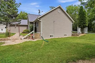 W6479 Gem Ave, Endeavor, WI 53930 - Photo 5