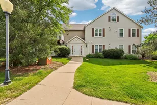 809 Harbor House Dr, Madison, WI 53719 - Photo 3