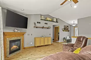 1904 Nighthawk Ln, Sauk City, WI 53583 - Photo 3
