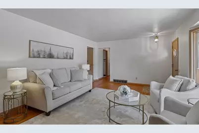 520 6th Street, Waunakee, WI 53597 - Photo 5