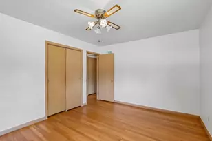 520 6th St, Waunakee, WI 53597 - Photo 17
