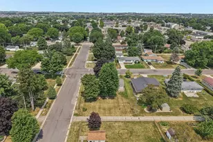 520 6th St, Waunakee, WI 53597 - Photo 37