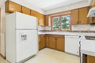105 Holman Rd, Deerfield, WI 53531 - Photo 17