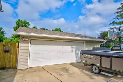 712 Doty Street, Edgerton, WI 53534 - Photo 9